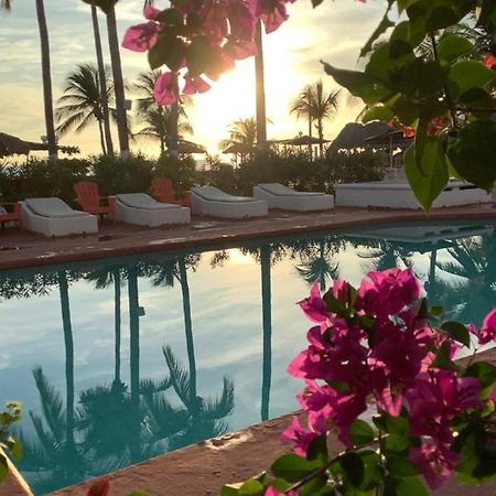 Hotel Arista Bugambilias Puerto Arista Kültér fotó